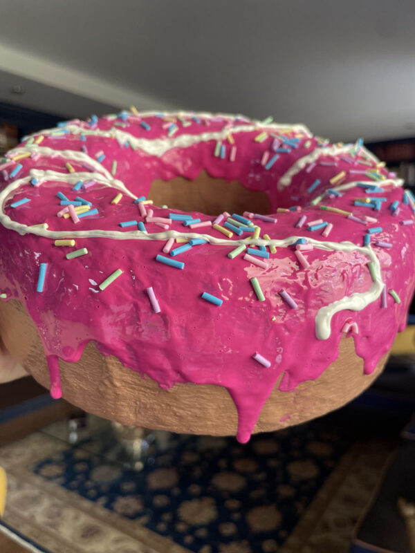 ciambella donuts rosa gigante 5